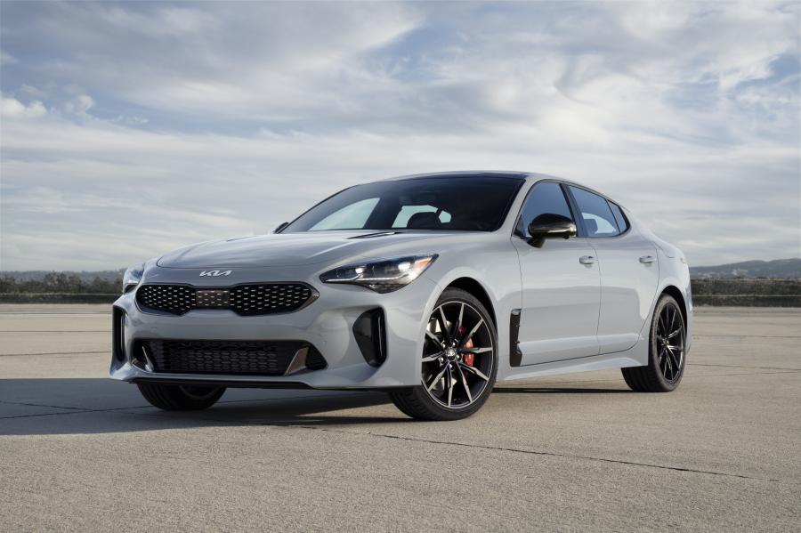  Kia Stinger GT Scorpion 2021 года  (NA) (фото 3 из 7)